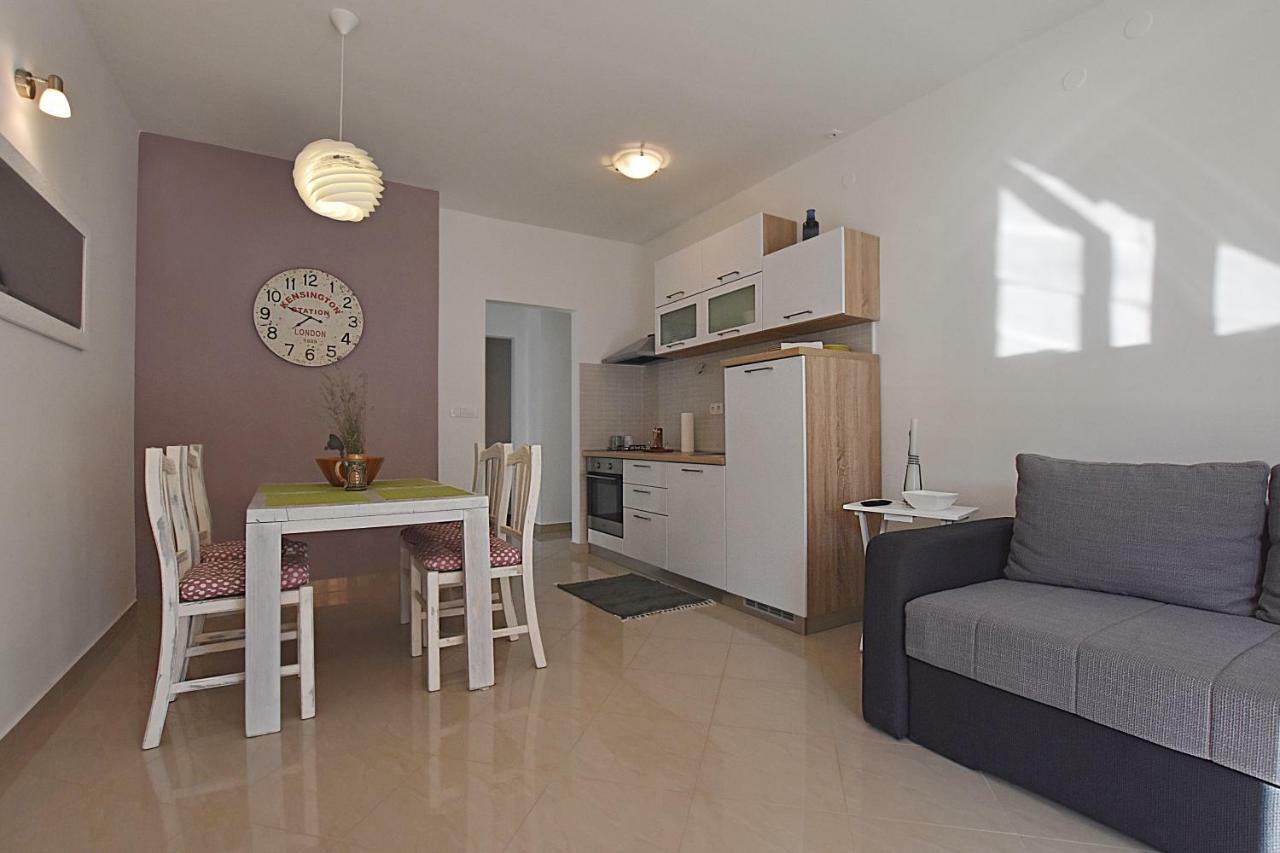Marine Apartment Sukošan Exterior foto