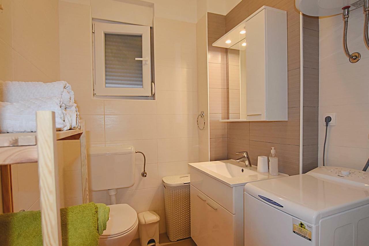 Marine Apartment Sukošan Exterior foto